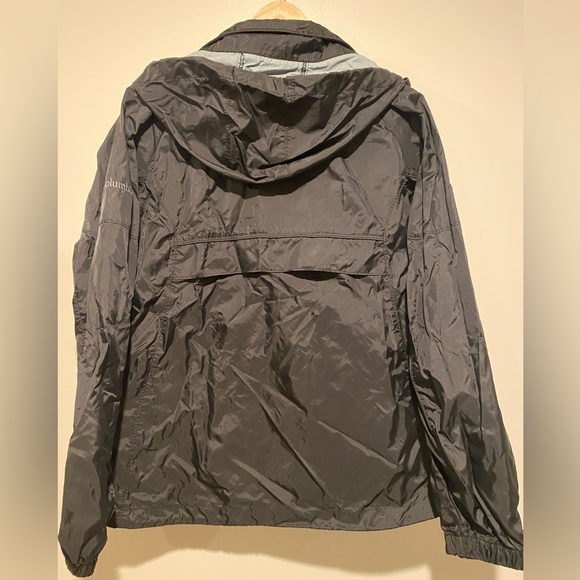Columbia rain jacket - Picture 4 of 4